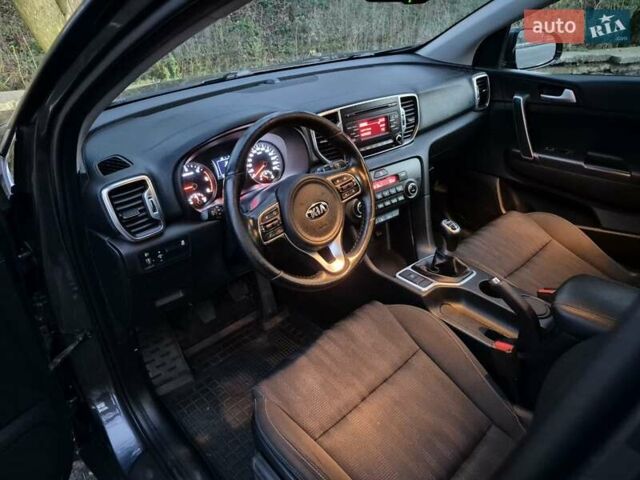 Серый Киа Sportage, объемом двигателя 1.69 л и пробегом 89 тыс. км за 17800 $, фото 12 на Automoto.ua