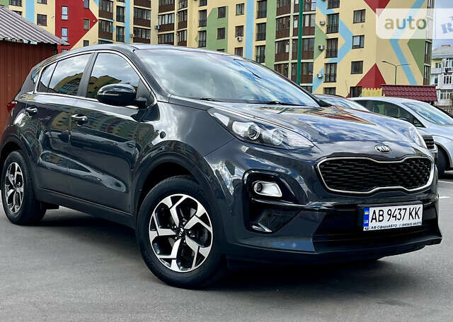 Сірий Кіа Sportage, об'ємом двигуна 1.59 л та пробігом 60 тис. км за 18300 $, фото 8 на Automoto.ua