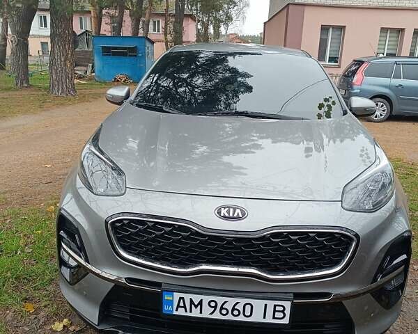 Серый Киа Sportage, объемом двигателя 1.6 л и пробегом 165 тыс. км за 18000 $, фото 2 на Automoto.ua