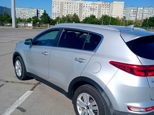 Серый Киа Sportage, объемом двигателя 2.4 л и пробегом 165 тыс. км за 14499 $, фото 6 на Automoto.ua