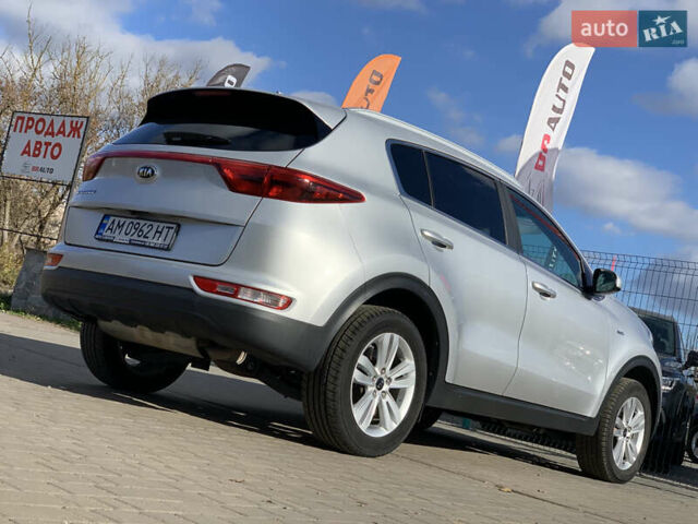 Сірий Кіа Sportage, об'ємом двигуна 2.4 л та пробігом 98 тис. км за 16455 $, фото 12 на Automoto.ua