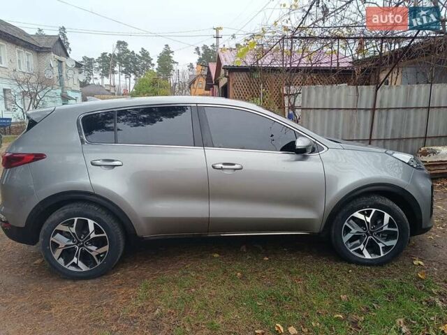 Серый Киа Sportage, объемом двигателя 1.6 л и пробегом 165 тыс. км за 18000 $, фото 5 на Automoto.ua