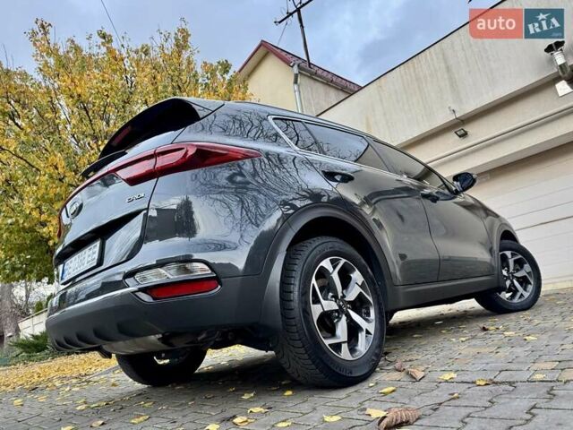 Серый Киа Sportage, объемом двигателя 1.6 л и пробегом 147 тыс. км за 17999 $, фото 4 на Automoto.ua