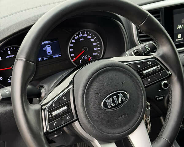 Серый Киа Sportage, объемом двигателя 1.6 л и пробегом 90 тыс. км за 21500 $, фото 47 на Automoto.ua