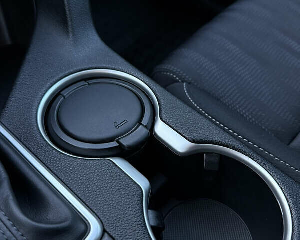 Сірий Кіа Sportage, об'ємом двигуна 1.59 л та пробігом 28 тис. км за 18100 $, фото 36 на Automoto.ua