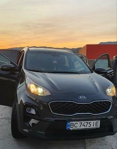 Сірий Кіа Sportage, об'ємом двигуна 1.59 л та пробігом 60 тис. км за 20600 $, фото 1 на Automoto.ua