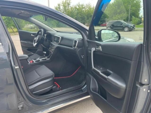 Сірий Кіа Sportage, об'ємом двигуна 2.4 л та пробігом 100 тис. км за 11200 $, фото 9 на Automoto.ua