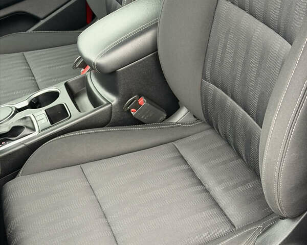 Серый Киа Sportage, объемом двигателя 1.6 л и пробегом 90 тыс. км за 21500 $, фото 66 на Automoto.ua