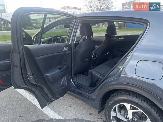 Серый Киа Sportage, объемом двигателя 1.59 л и пробегом 116 тыс. км за 17500 $, фото 6 на Automoto.ua