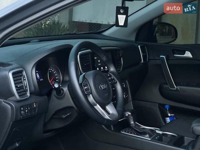 Серый Киа Sportage, объемом двигателя 1.6 л и пробегом 147 тыс. км за 17999 $, фото 47 на Automoto.ua