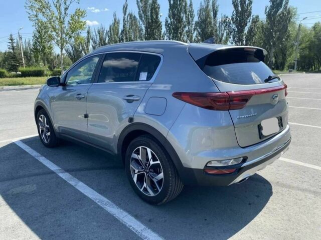 Серый Киа Sportage, объемом двигателя 2 л и пробегом 130 тыс. км за 15000 $, фото 4 на Automoto.ua