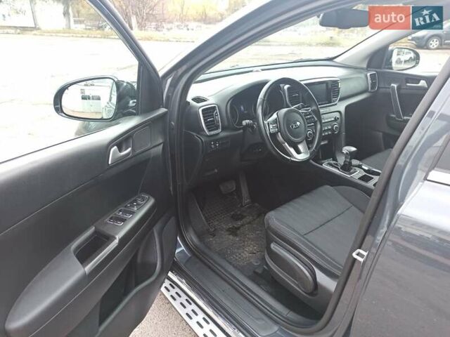 Серый Киа Sportage, объемом двигателя 1.59 л и пробегом 135 тыс. км за 19500 $, фото 8 на Automoto.ua