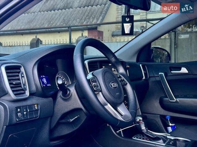 Серый Киа Sportage, объемом двигателя 1.6 л и пробегом 147 тыс. км за 17999 $, фото 48 на Automoto.ua