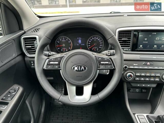 Киа Sportage 2019 в Киеве на Automoto.ua Серый Киа Sportage, объемом двигателя 1.59 л и пробегом 53 тыс. км за 16999 $, фото 22 на Automoto.ua