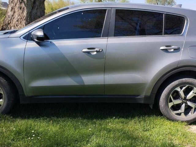 Сірий Кіа Sportage, об'ємом двигуна 1.6 л та пробігом 74 тис. км за 19000 $, фото 2 на Automoto.ua
