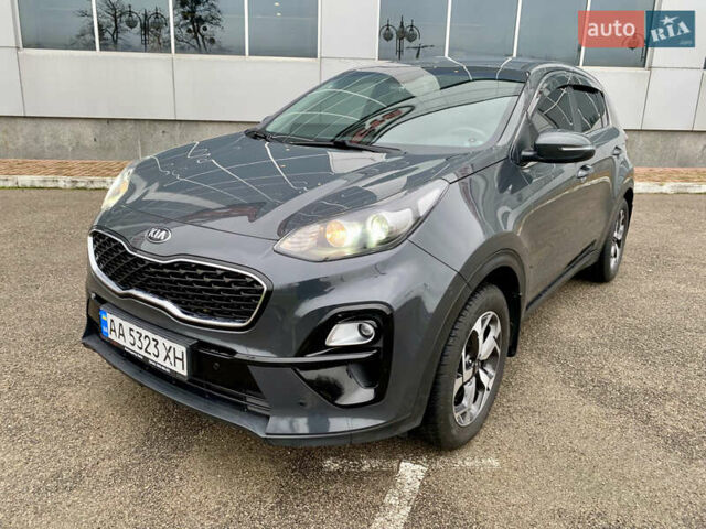 Сірий Кіа Sportage, об'ємом двигуна 1.59 л та пробігом 71 тис. км за 15999 $, фото 7 на Automoto.ua