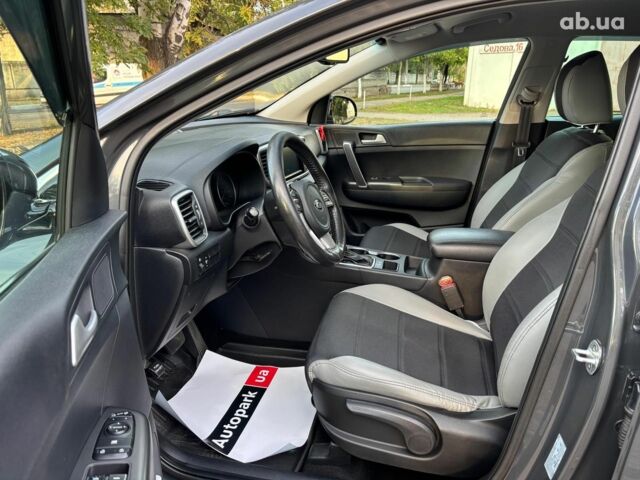 Серый Киа Sportage, объемом двигателя 1.6 л и пробегом 152 тыс. км за 16690 $, фото 13 на Automoto.ua
