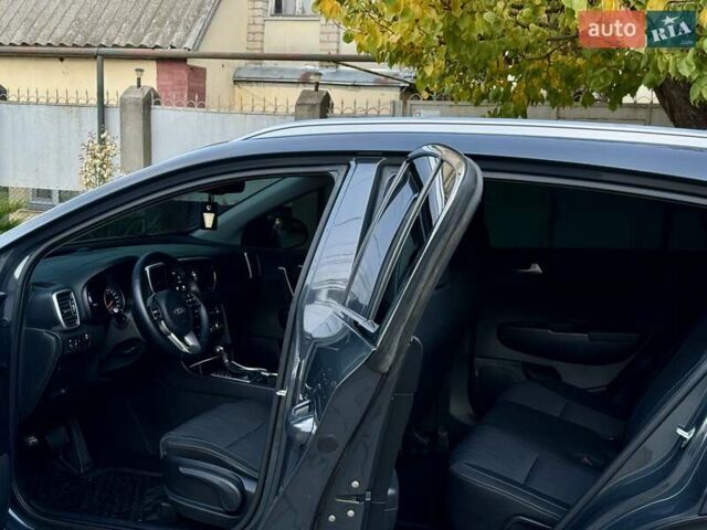 Серый Киа Sportage, объемом двигателя 1.6 л и пробегом 147 тыс. км за 17999 $, фото 45 на Automoto.ua