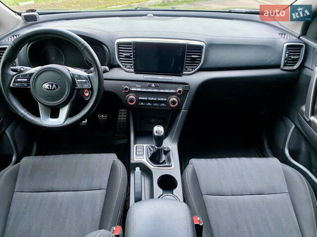 Сірий Кіа Sportage, об'ємом двигуна 1.59 л та пробігом 71 тис. км за 15999 $, фото 37 на Automoto.ua