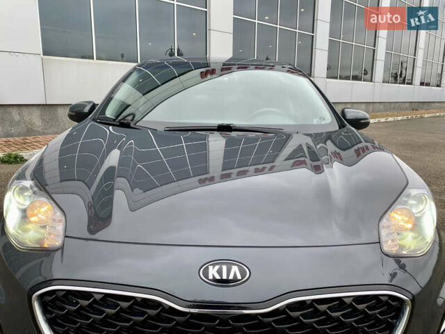 Сірий Кіа Sportage, об'ємом двигуна 1.59 л та пробігом 71 тис. км за 15999 $, фото 9 на Automoto.ua