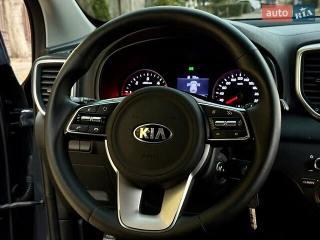 Серый Киа Sportage, объемом двигателя 1.6 л и пробегом 147 тыс. км за 17999 $, фото 57 на Automoto.ua