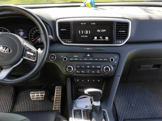 Сірий Кіа Sportage, об'ємом двигуна 1.6 л та пробігом 74 тис. км за 19000 $, фото 15 на Automoto.ua