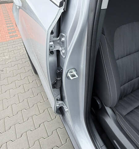 Серый Киа Sportage, объемом двигателя 1.6 л и пробегом 90 тыс. км за 21500 $, фото 33 на Automoto.ua