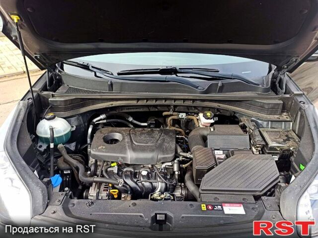 Сірий Кіа Sportage, об'ємом двигуна 1.6 л та пробігом 135 тис. км за 19500 $, фото 11 на Automoto.ua