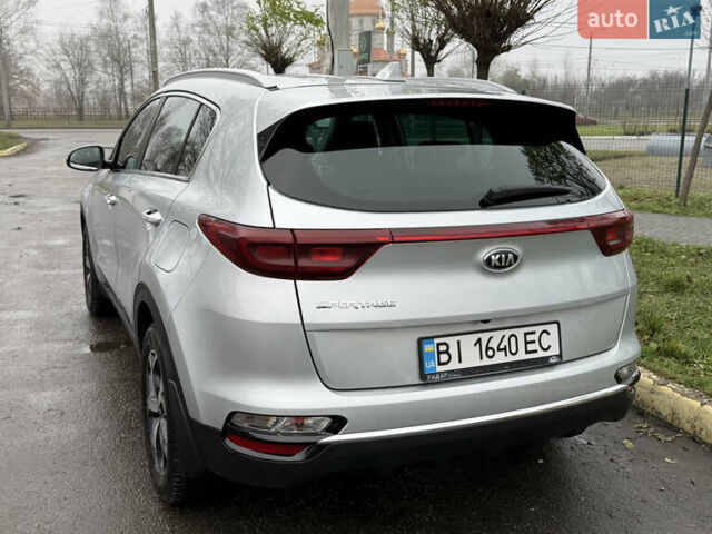 Сірий Кіа Sportage, об'ємом двигуна 1.59 л та пробігом 58 тис. км за 18000 $, фото 1 на Automoto.ua
