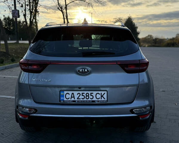 Сірий Кіа Sportage, об'ємом двигуна 1.59 л та пробігом 28 тис. км за 18100 $, фото 8 на Automoto.ua
