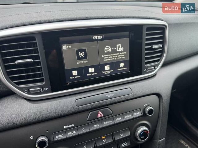 Сірий Кіа Sportage, об'ємом двигуна 1.59 л та пробігом 69 тис. км за 15400 $, фото 31 на Automoto.ua