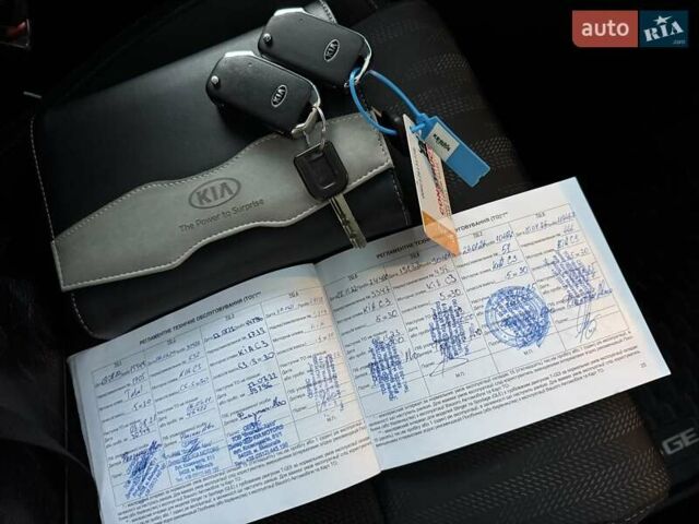 Серый Киа Sportage, объемом двигателя 1.6 л и пробегом 147 тыс. км за 17999 $, фото 5 на Automoto.ua
