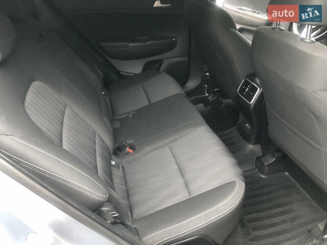 Серый Киа Sportage, объемом двигателя 1.59 л и пробегом 86 тыс. км за 15999 $, фото 19 на Automoto.ua