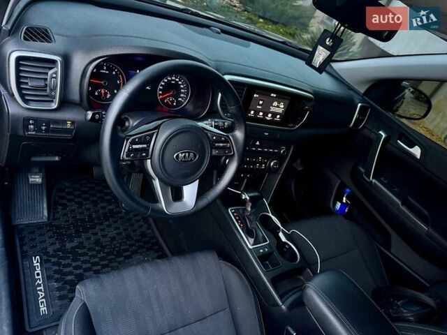 Серый Киа Sportage, объемом двигателя 1.6 л и пробегом 147 тыс. км за 17999 $, фото 49 на Automoto.ua