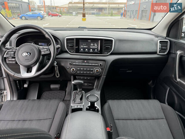 Серый Киа Sportage, объемом двигателя 1.6 л и пробегом 90 тыс. км за 21500 $, фото 49 на Automoto.ua