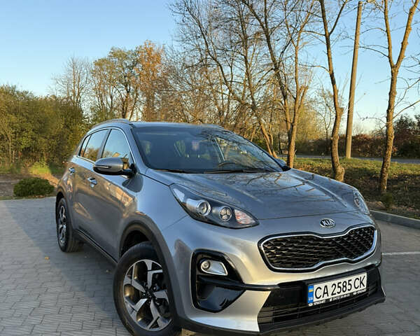 Сірий Кіа Sportage, об'ємом двигуна 1.59 л та пробігом 28 тис. км за 18100 $, фото 1 на Automoto.ua