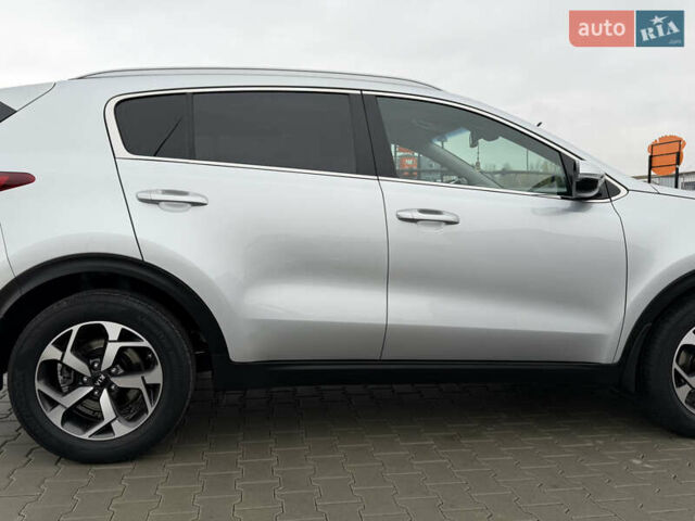 Серый Киа Sportage, объемом двигателя 1.6 л и пробегом 90 тыс. км за 21500 $, фото 8 на Automoto.ua