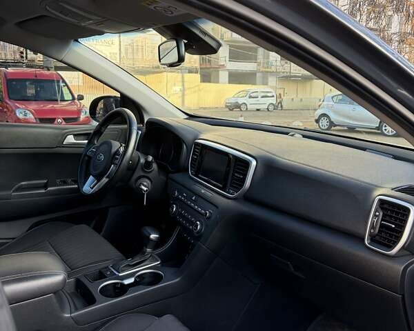 Серый Киа Sportage, объемом двигателя 1.59 л и пробегом 48 тыс. км за 18000 $, фото 14 на Automoto.ua