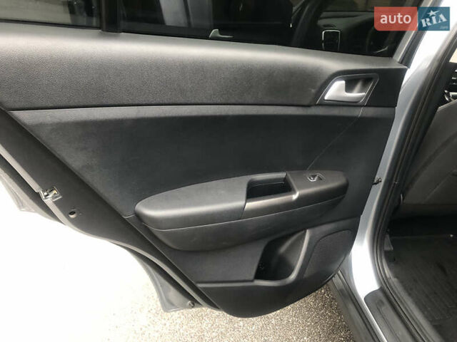 Серый Киа Sportage, объемом двигателя 1.59 л и пробегом 86 тыс. км за 15999 $, фото 21 на Automoto.ua