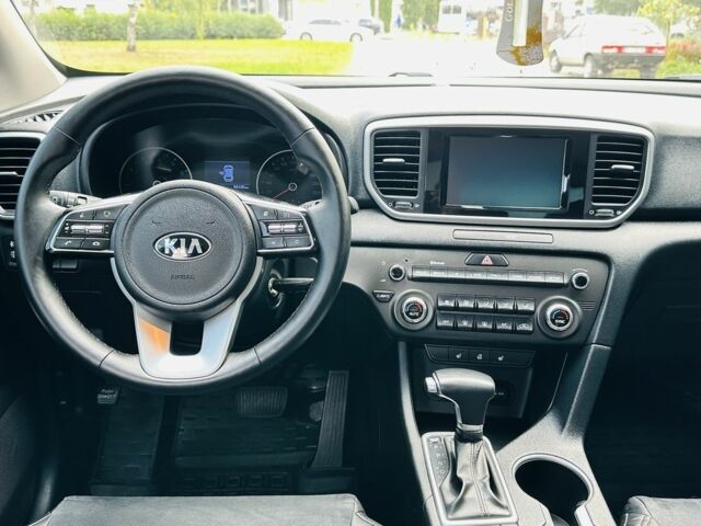 Серый Киа Sportage, объемом двигателя 1.6 л и пробегом 64 тыс. км за 17500 $, фото 15 на Automoto.ua