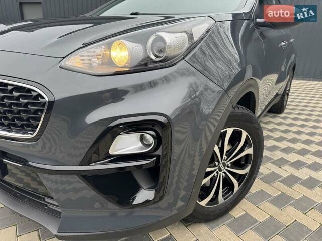 Сірий Кіа Sportage, об'ємом двигуна 1.59 л та пробігом 69 тис. км за 15400 $, фото 6 на Automoto.ua