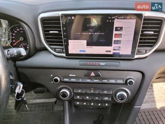 Серый Киа Sportage, объемом двигателя 1.59 л и пробегом 74 тыс. км за 20500 $, фото 24 на Automoto.ua