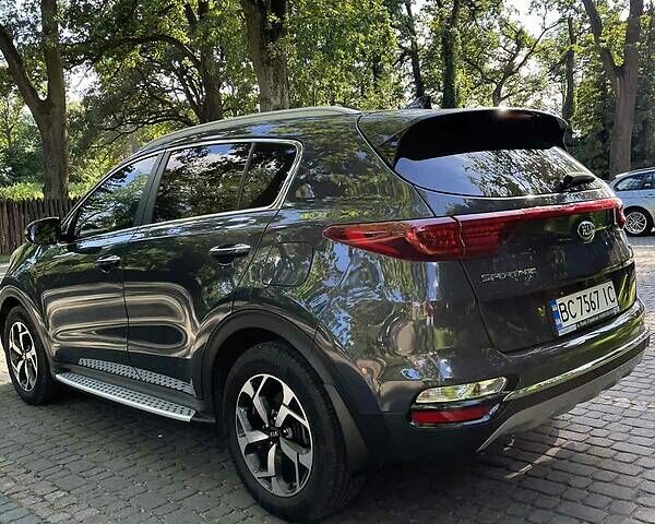 Сірий Кіа Sportage, об'ємом двигуна 2 л та пробігом 106 тис. км за 25200 $, фото 16 на Automoto.ua