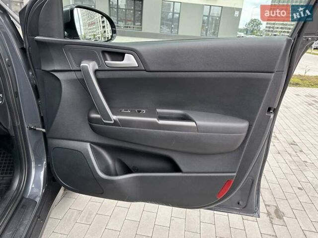 Киа Sportage 2019 в Киеве на Automoto.ua Серый Киа Sportage, объемом двигателя 1.59 л и пробегом 53 тыс. км за 16999 $, фото 14 на Automoto.ua