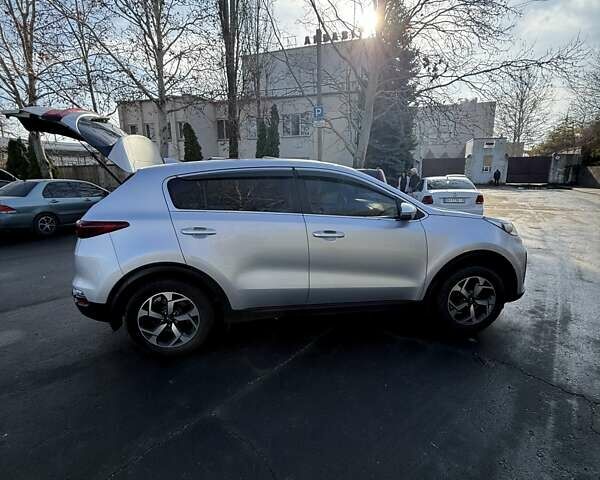 Сірий Кіа Sportage, об'ємом двигуна 1.59 л та пробігом 220 тис. км за 14200 $, фото 12 на Automoto.ua
