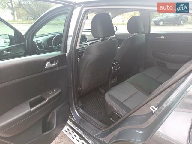 Серый Киа Sportage, объемом двигателя 1.59 л и пробегом 135 тыс. км за 19500 $, фото 7 на Automoto.ua