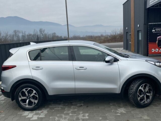 Серый Киа Sportage, объемом двигателя 1.6 л и пробегом 63 тыс. км за 19000 $, фото 1 на Automoto.ua