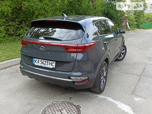 Серый Киа Sportage, объемом двигателя 1.6 л и пробегом 70 тыс. км за 17700 $, фото 1 на Automoto.ua