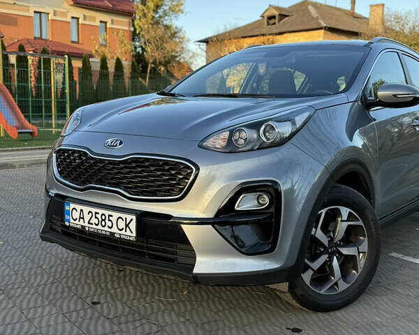 Сірий Кіа Sportage, об'ємом двигуна 1.59 л та пробігом 28 тис. км за 18100 $, фото 18 на Automoto.ua