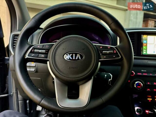 Серый Киа Sportage, объемом двигателя 1.6 л и пробегом 147 тыс. км за 17999 $, фото 59 на Automoto.ua